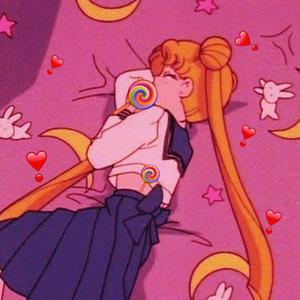 歐美女人讓粗大機巴操逼
