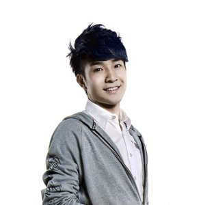 歐美女人讓粗大機巴操逼
